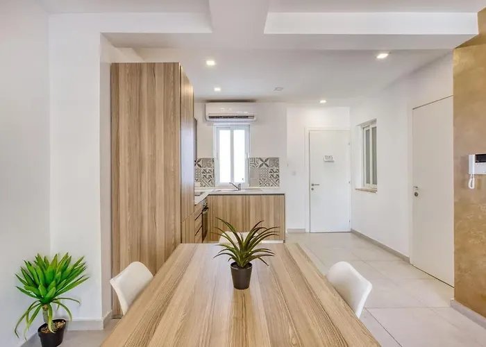 Fiftynine Comfortable Near Valletta Apartamento