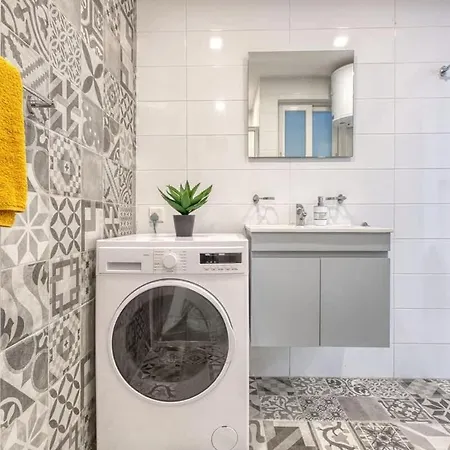 Appartement Bright 4Th Floor Apartment With Balcony, Steps From Valletta *